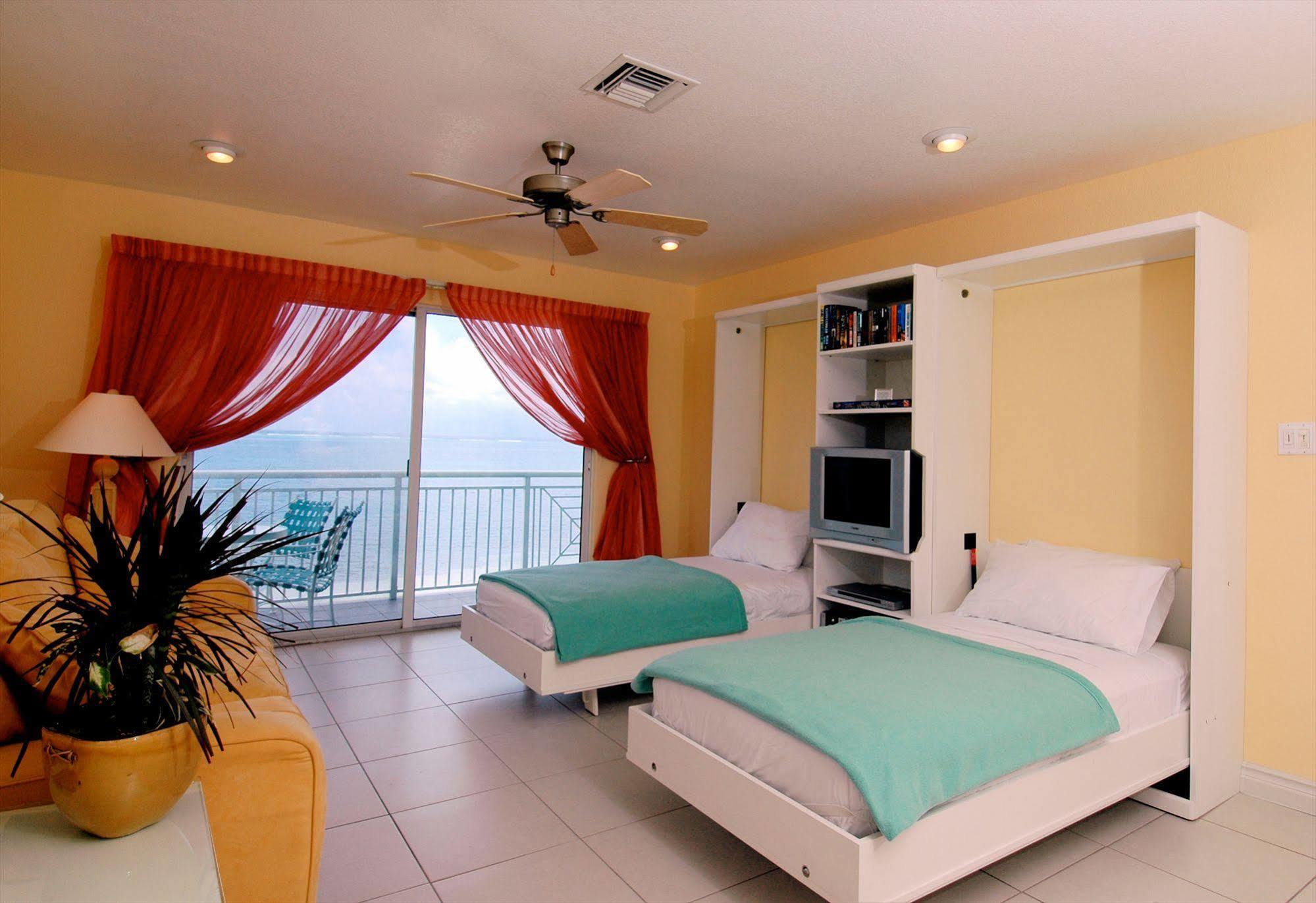 Compass Point Dive Resort Gun Bay Exterior foto